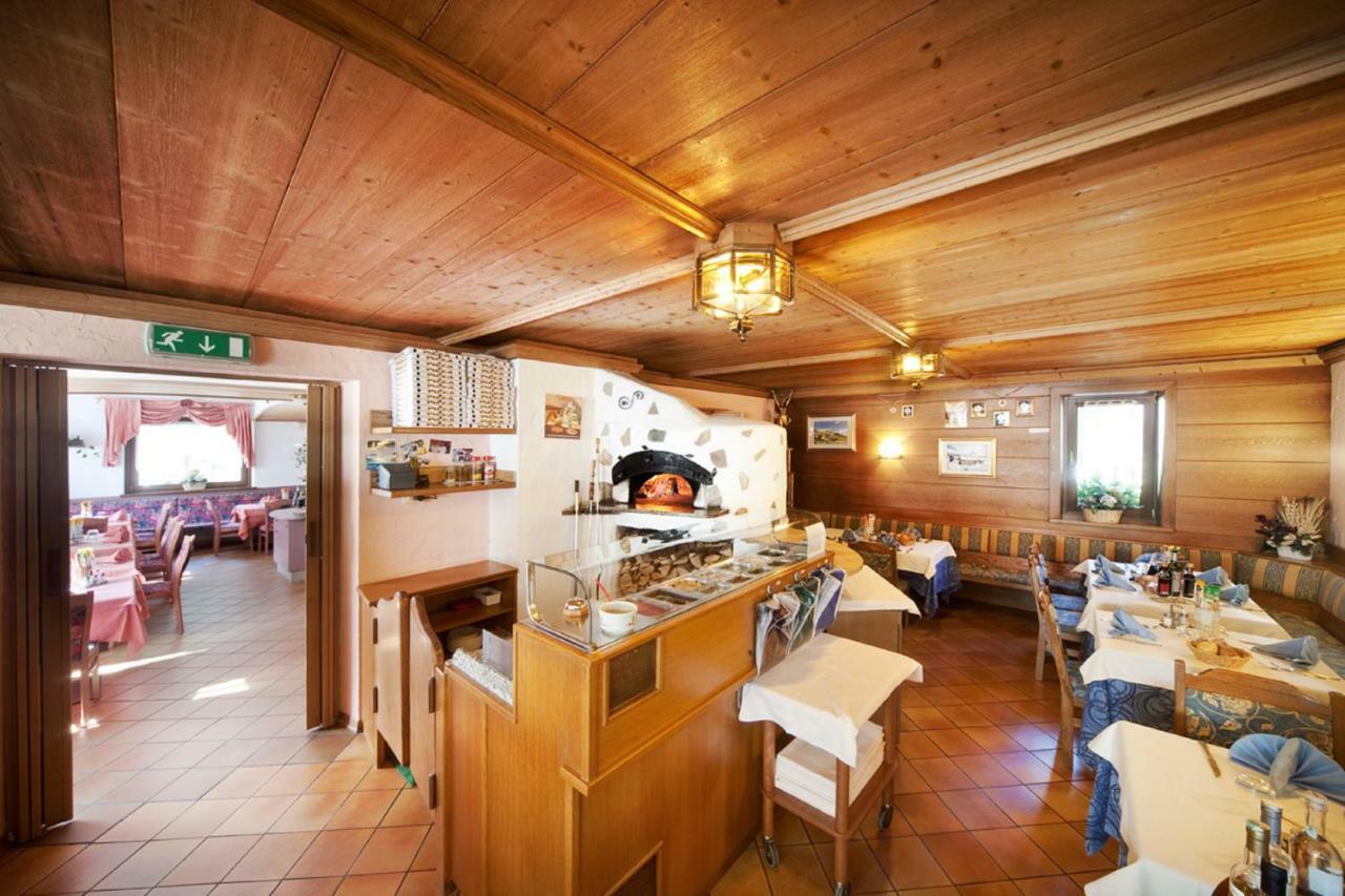 Rosengarden Alpine Residence Pradelle 外观 照片